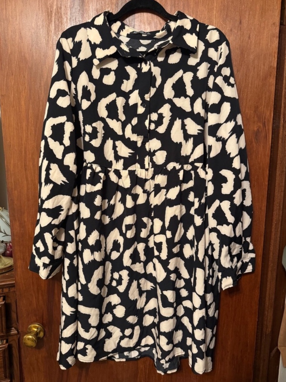 Women’s Plus Size Black and Cream Animal Print Dress - Size 3X